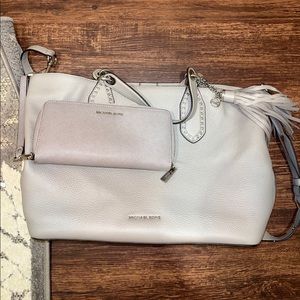 Michael kors purse matching wallet set